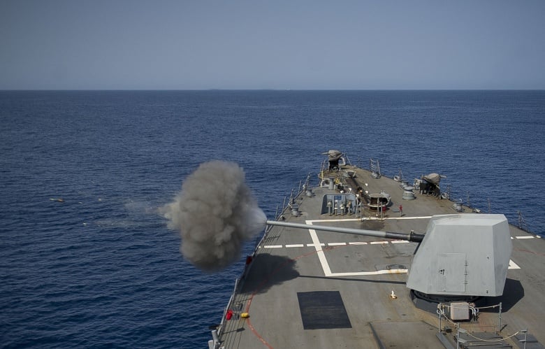 The guided-missile destroyer USS Mason fires its 5-inch light weight gun during a U.S.-China counter piracy exercise. Flickr/U.S. Naval Forces Central Command/U.S. Fifth Fleet