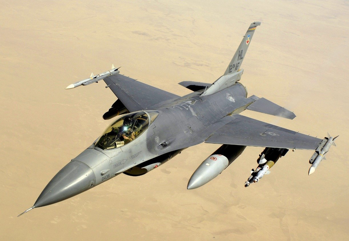 F-16 Fighter