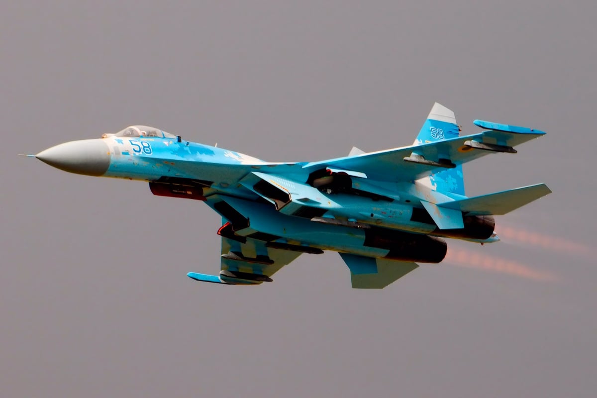 Russia Is Developing a New Fighter Jet That is Hypersonic and Flies in ...