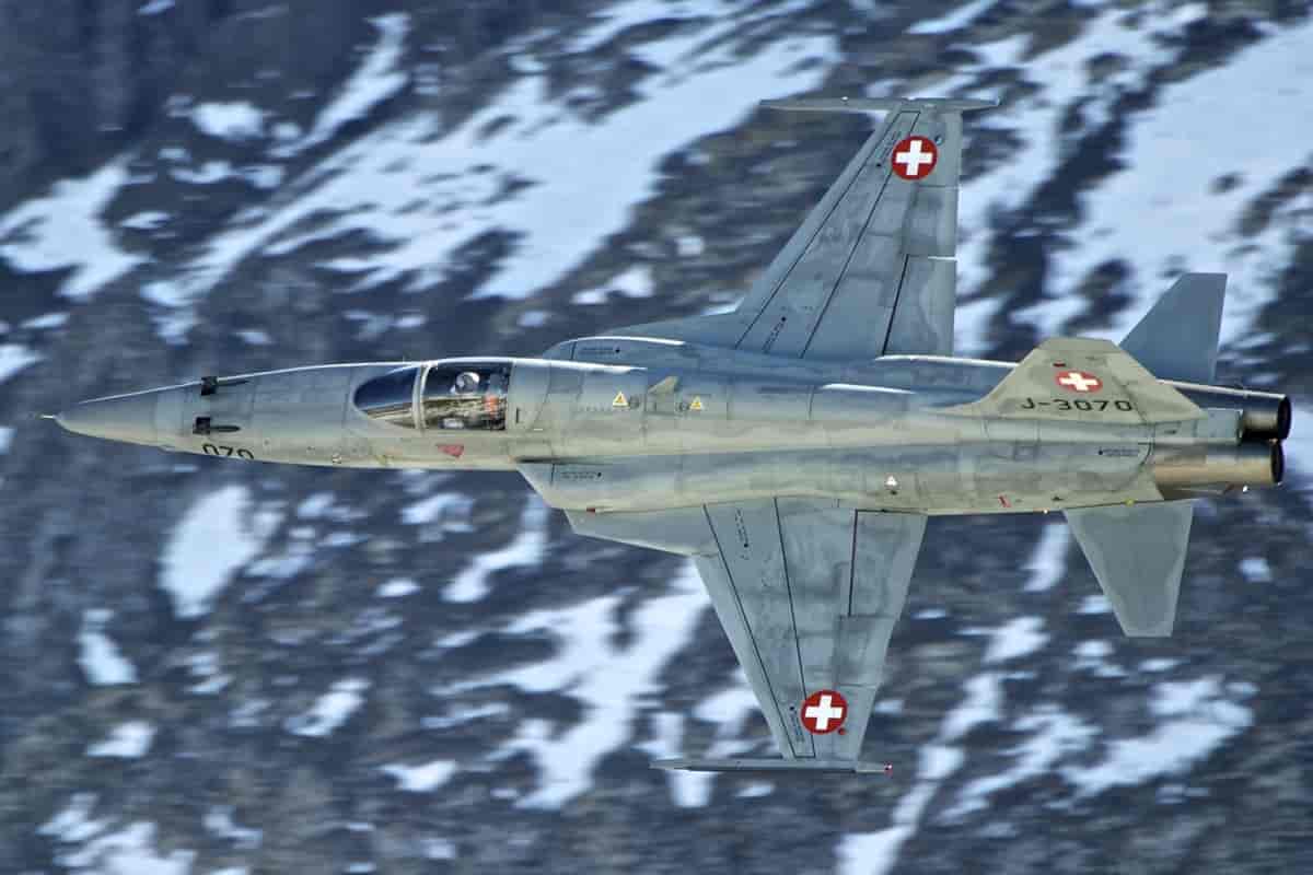 F-5: The Cheap Fighter That Could Do It All 