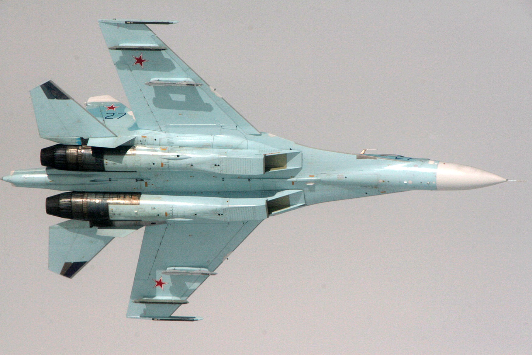 Russian Su-27 Pilot Films His Fighter Jet Intercepting U.S. Navy P-8A ...