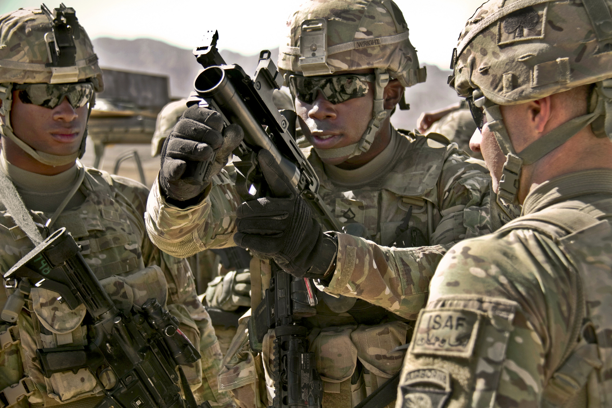 Coming Soon: The Army Needs a New Submachine Gun (And Lots of New Guns ...