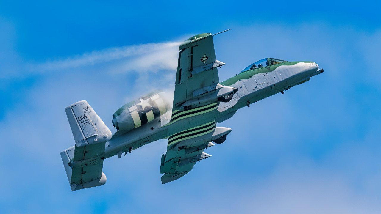 The A-10 Warthog's Gatling Gun Fires An Amazing 3,900 Rounds Per Minute ...