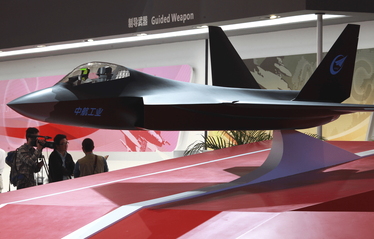 The Real Reason Why China's J-31 Stealth Fighter Looks Like the F-35 | The  National Interest