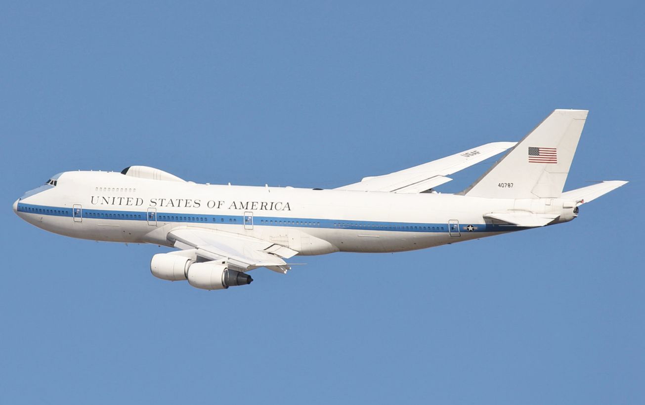 Doomsday Plane: Meet The E-4B Advanced Airborne Command Post | The National Interest