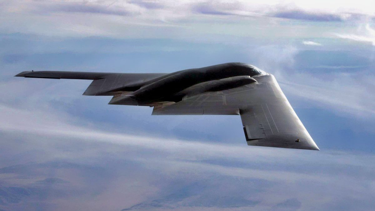 B-2 Spirit Stealth Bomber: The Most Expensive Plane Ever ($2.13 Billion ...