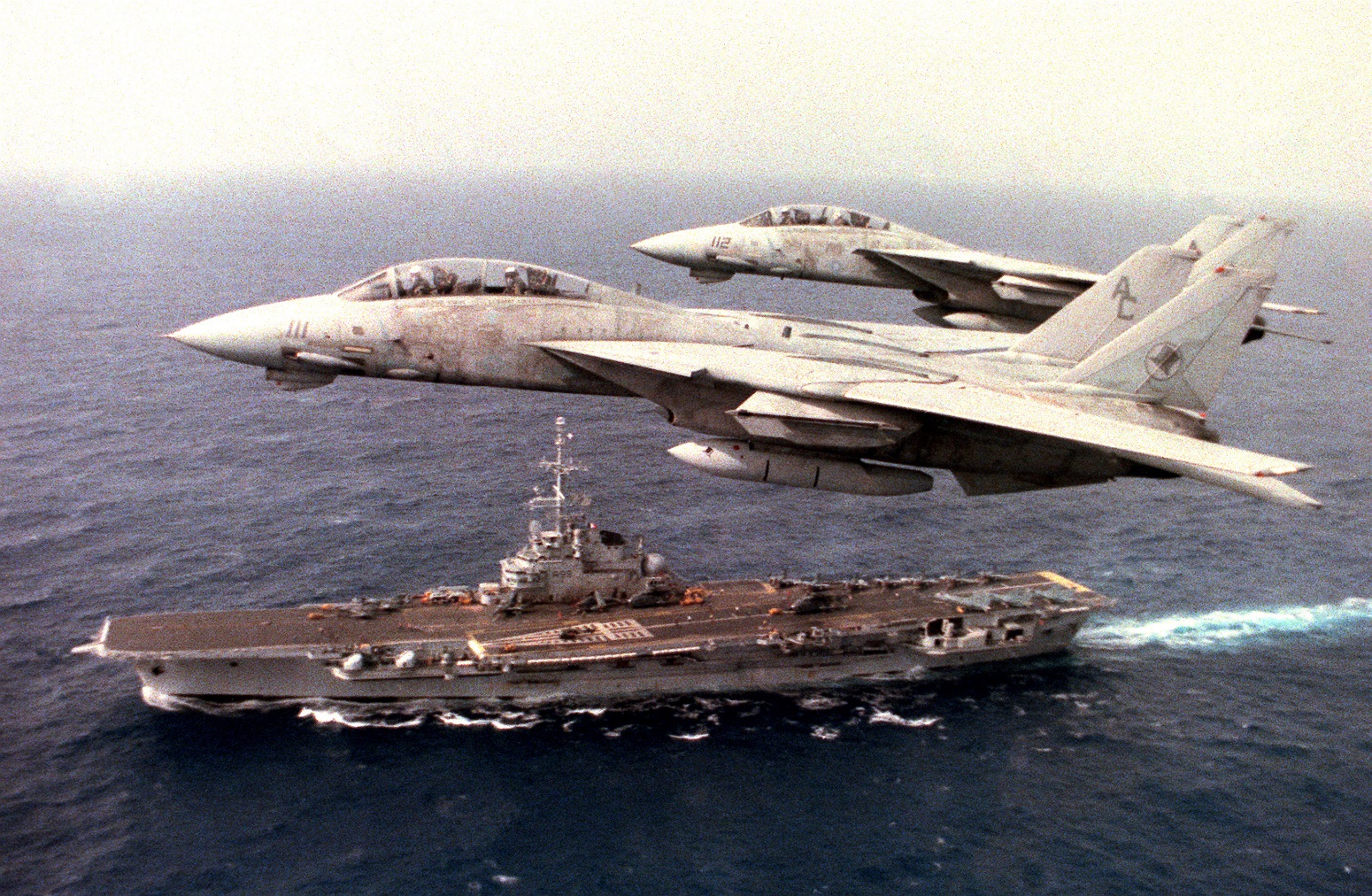 This Is The Story Of The Longest Serving F 14 Tomcat In U S Navy 