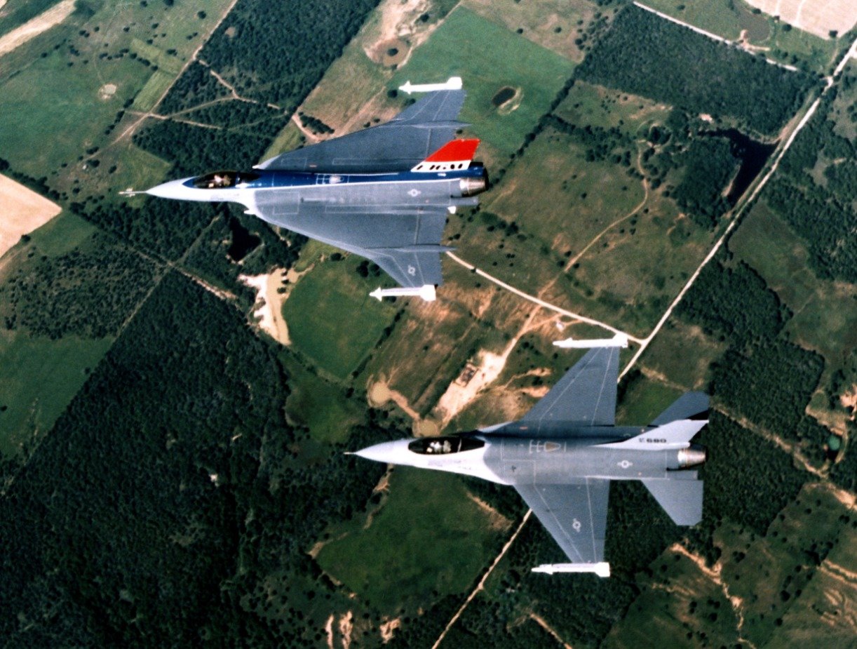 F-16_and_F-16XL_aerial_top_down_view%20(1).jpg