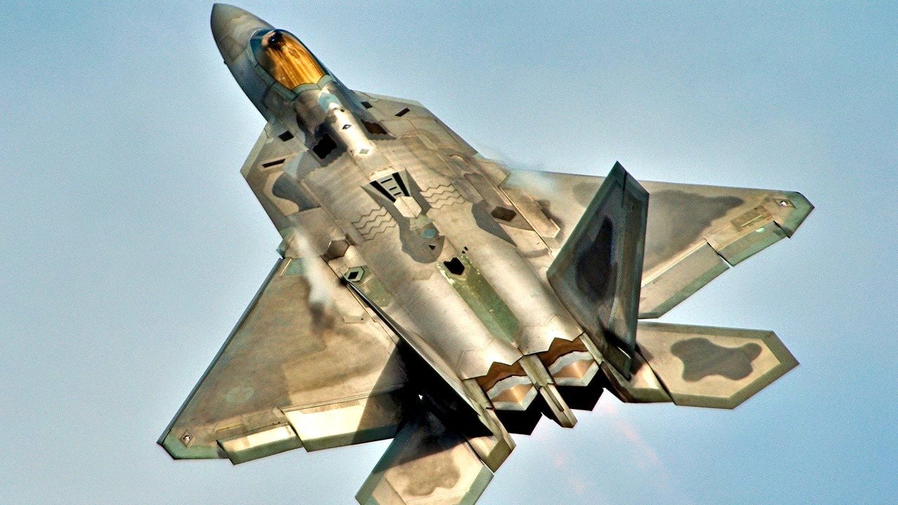 China Freaked Out: Air Force Launched 24 F-22 Stealth Fighters in Massive ‘Raptor Walk’