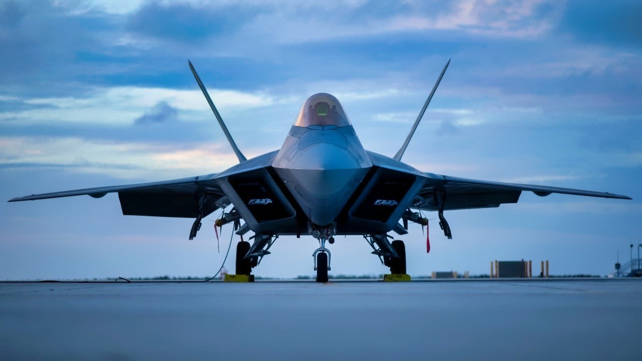 China Freaked: U.S. F-22 Fighters and Italy's Aircraft Carrier are Training for War