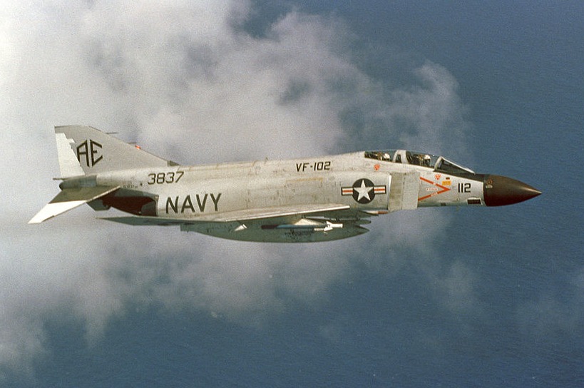 How to Land an F-4 Phantom That’s On Fire | The National Interest