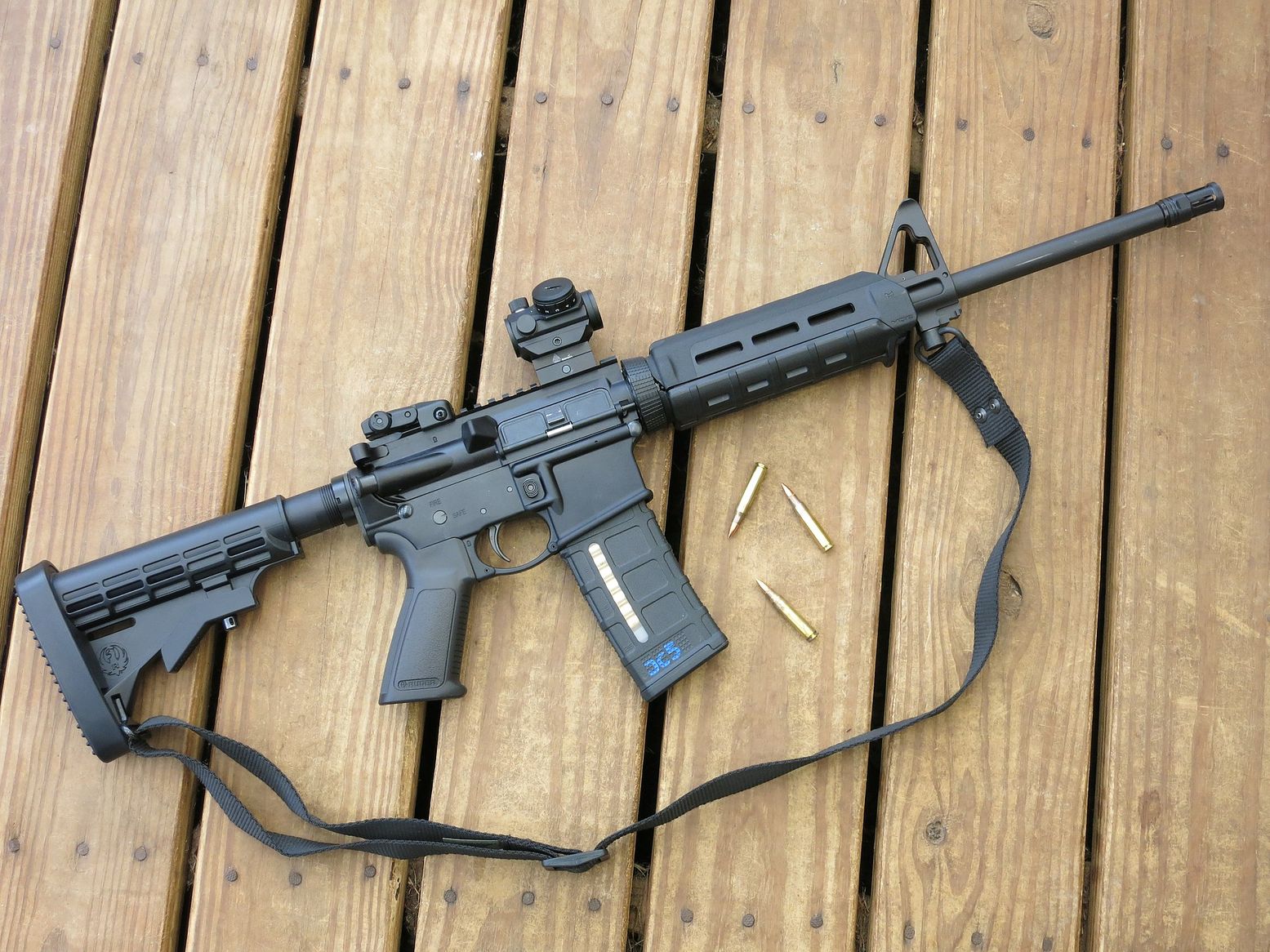 Here's The Ar-556: A Bizarre Mix Of A Regular Gun And An Ar-15 