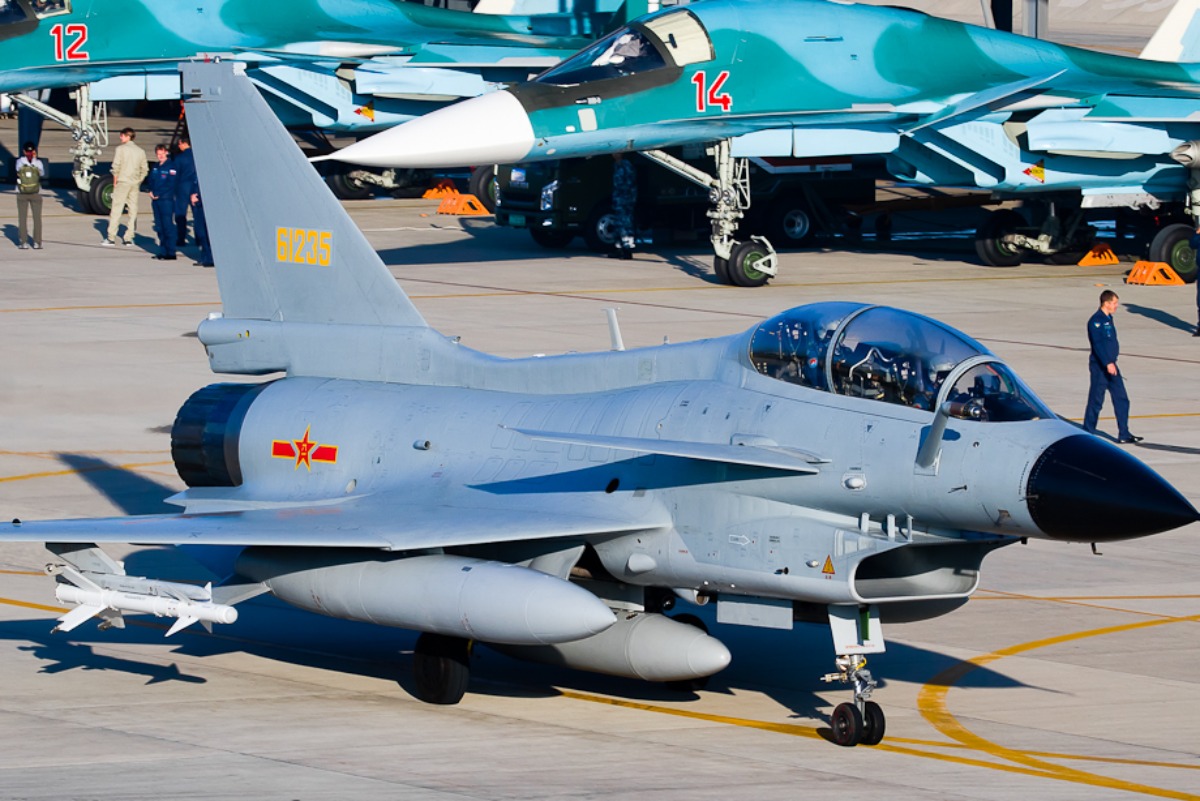 Meet The J 10 Fighter China S Very Own F 16 That Is Now For Sale The National Interest