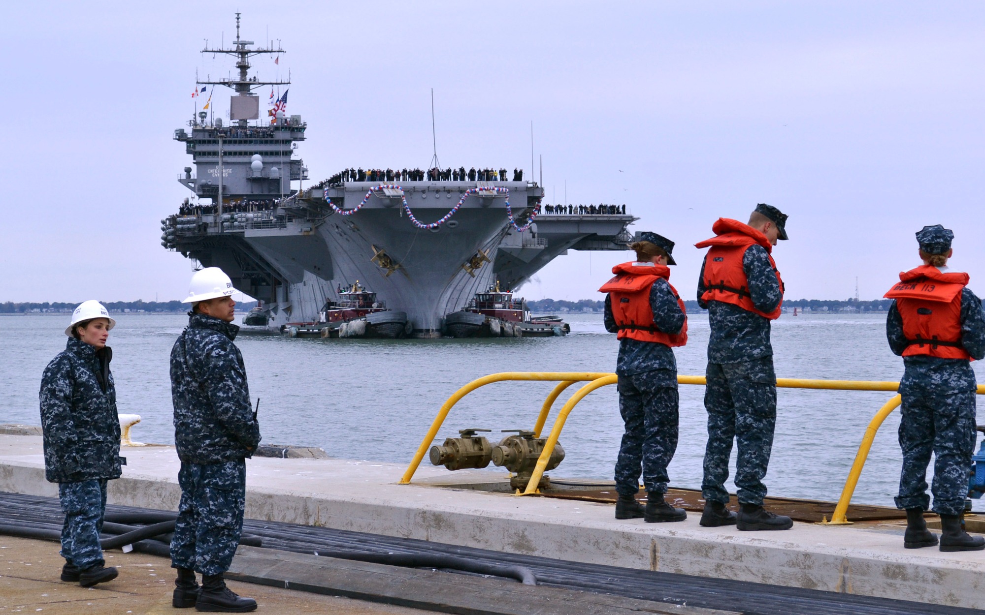 The U S Navy s Biggest Naval Base Might Be Sinking The National Interest