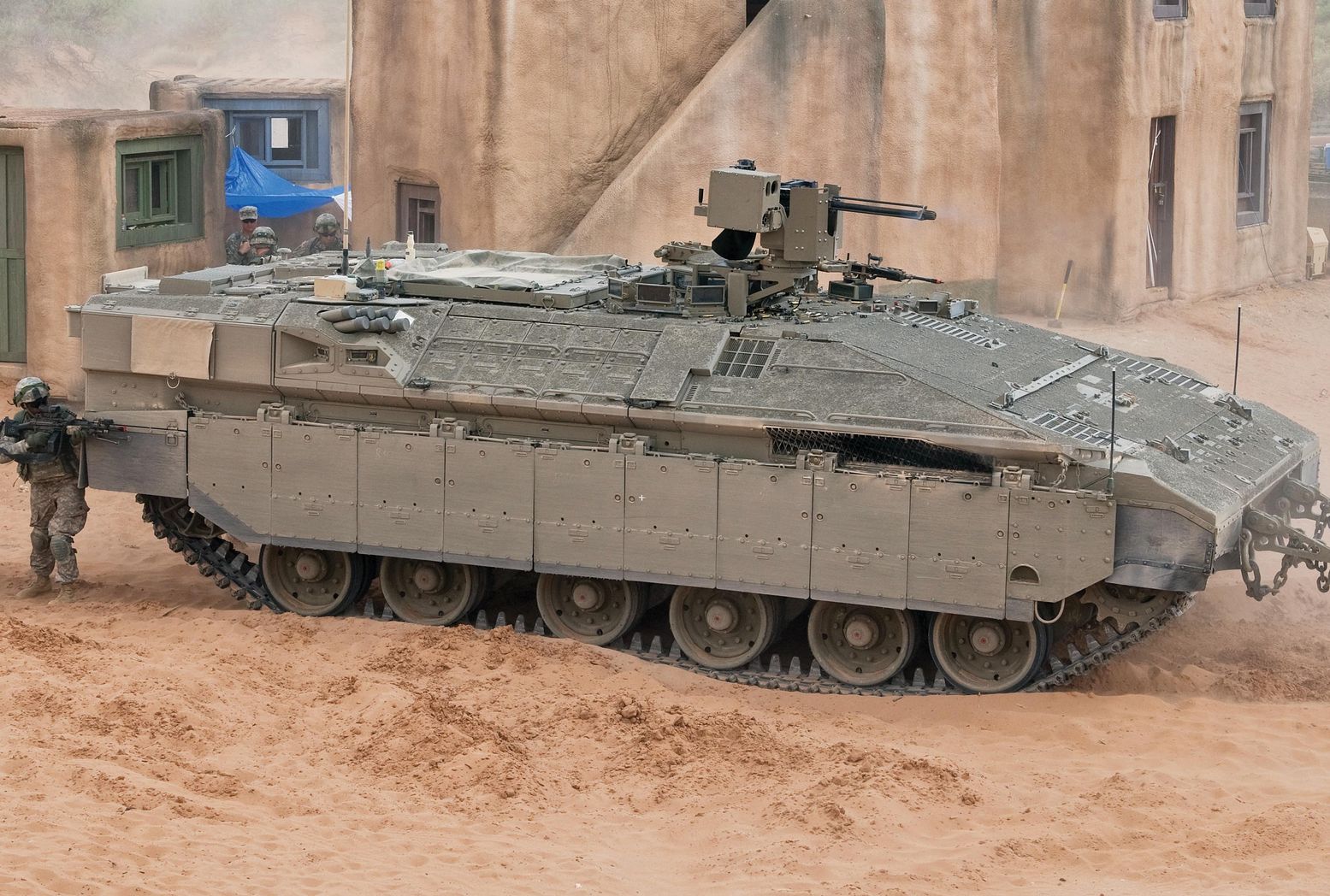 Israel's Army Is Giving Its Combat Vehicles AI and High-Tech Helmet ...