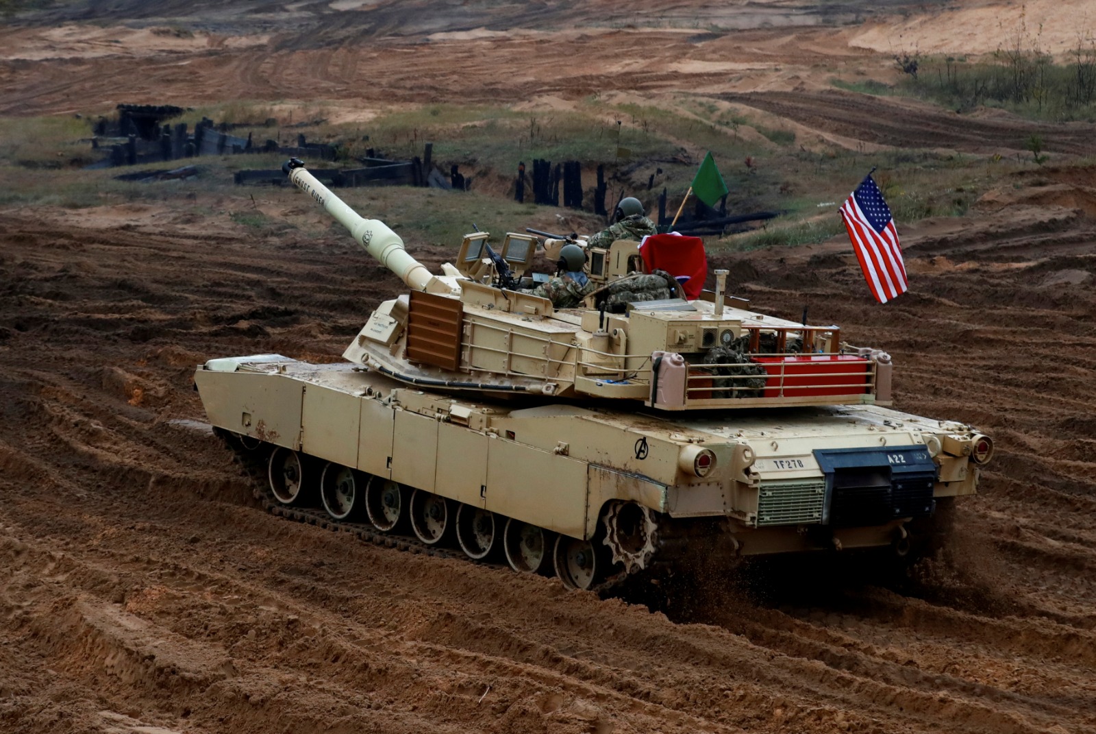 US M1A2 Abrams approaching the Russian Border!