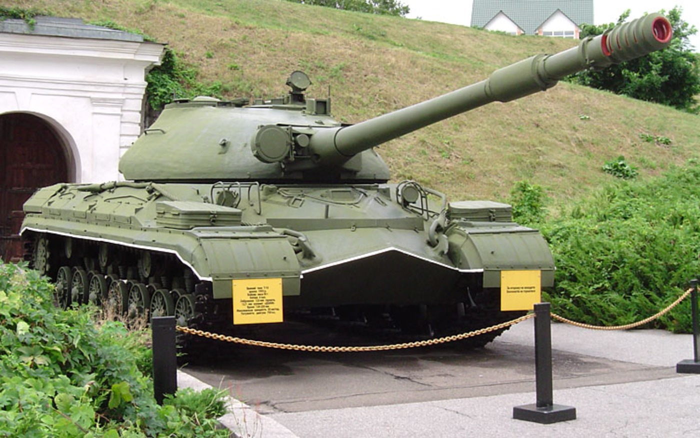 Joseph Stalin IS-3 – Russian Heavy Tank