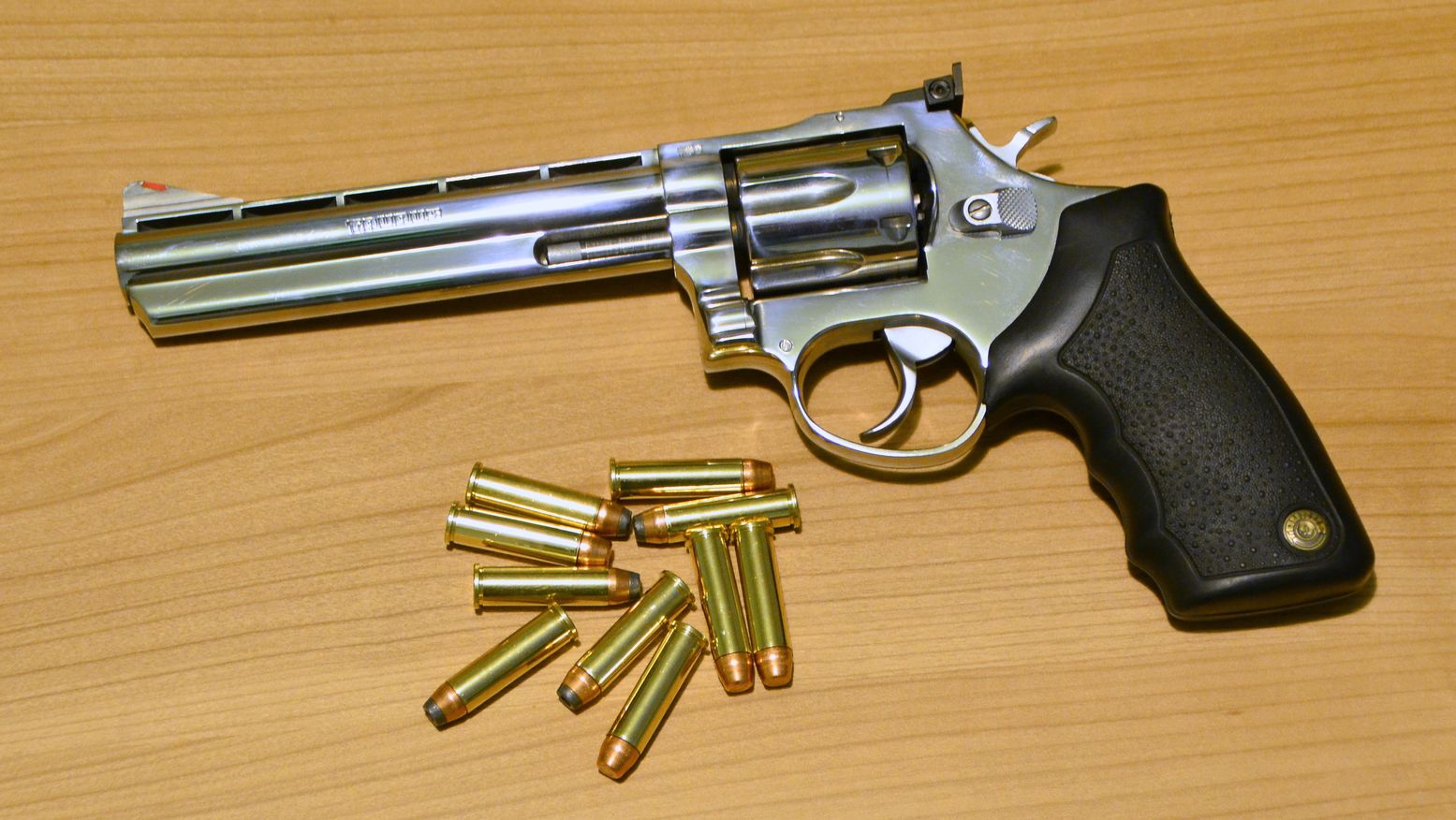 taurus bs charter arms revolvers