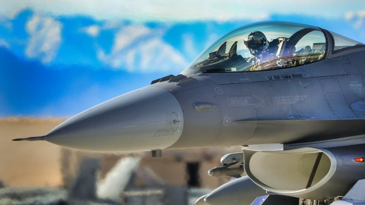 Türkiye devasa bir F-16 savaş uçağı filosu satın almak istiyor