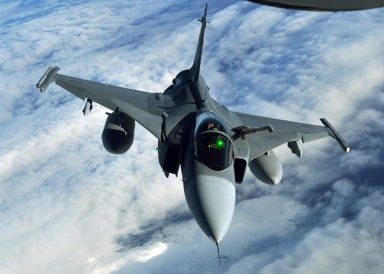 This One Cheap Fighter Jet From Sweden Crushed China's Air Force