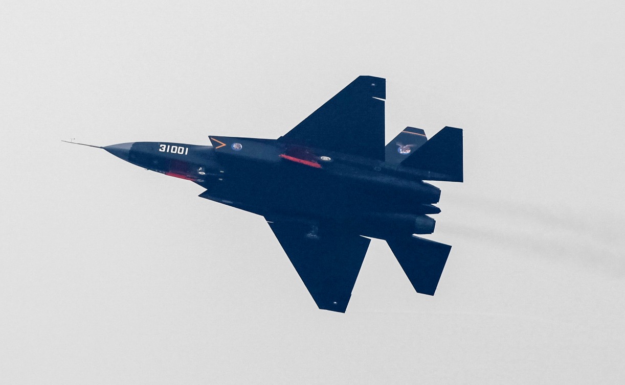 A New Stealth Fighter How Crafty China Got Its J 31 Jet The National Interest