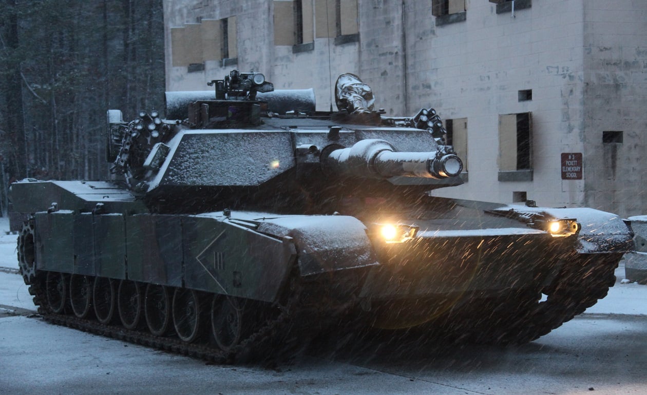 Head to Head: The American M1 Abrams vs. Russia's T-14 Armata Tank | The  National Interest