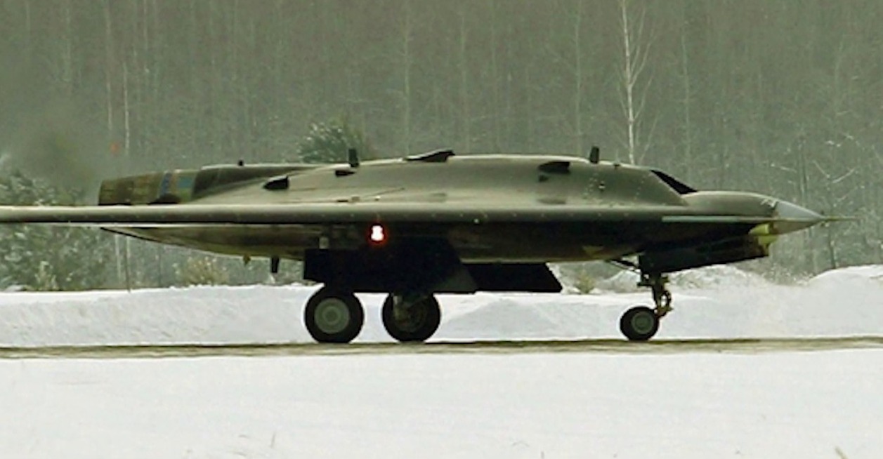 How Good Is Russia's New Sukhoi S-70 Okhotnik-B "Hunter" Stealth Drone? | The National Interest
