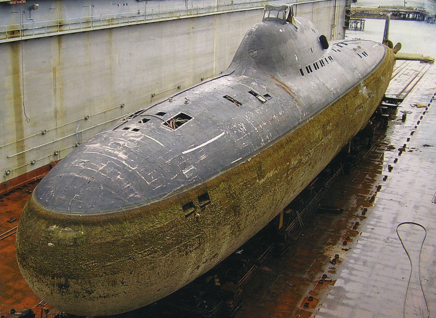 alfa-russia-s-race-car-submarines-were-faster-and-could-out-dive