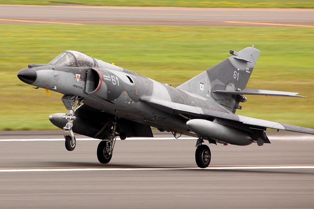 The Fighter Plane That Terrorized Great Britain During The Falklands   Roblin Argentina 