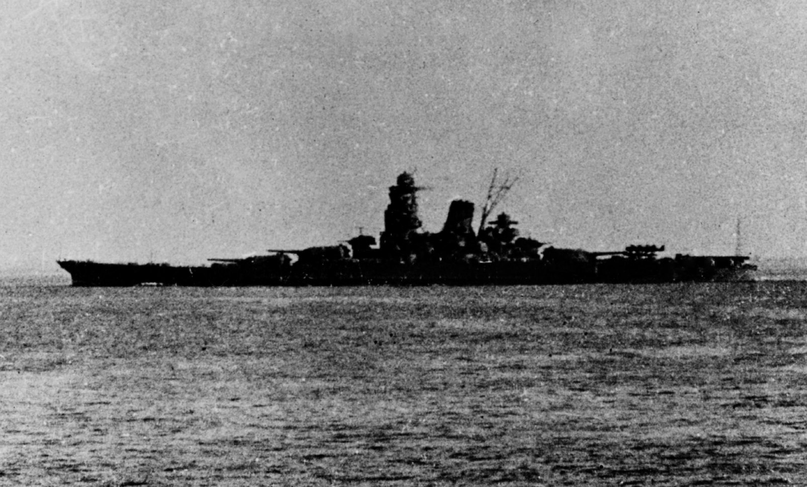 70-000-ton-disaster-how-the-biggest-battleship-ever-built-committed