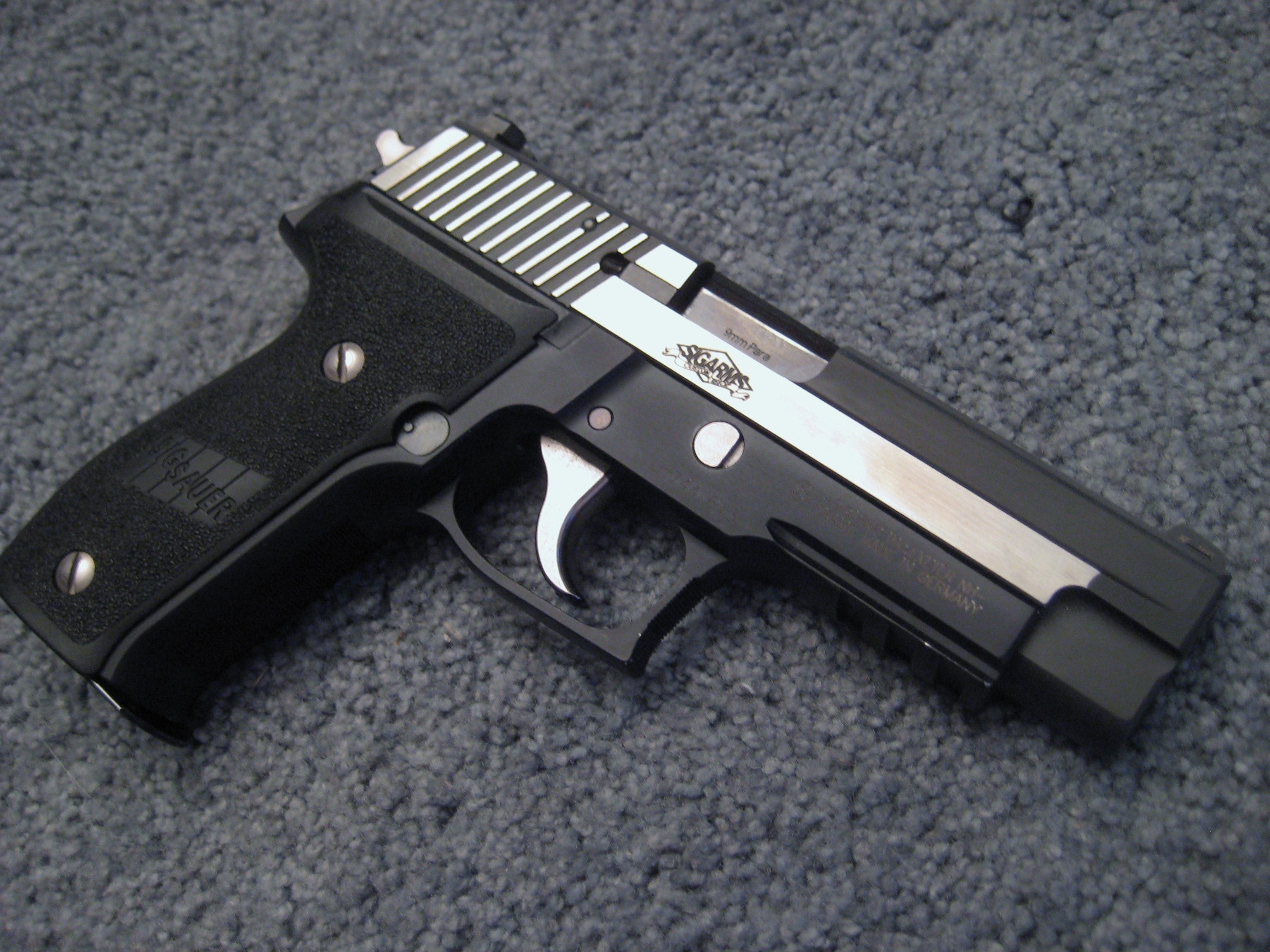 Sig Sauer P226 The Navys Seals Gun Of Choice Soon To Be Replaced By
