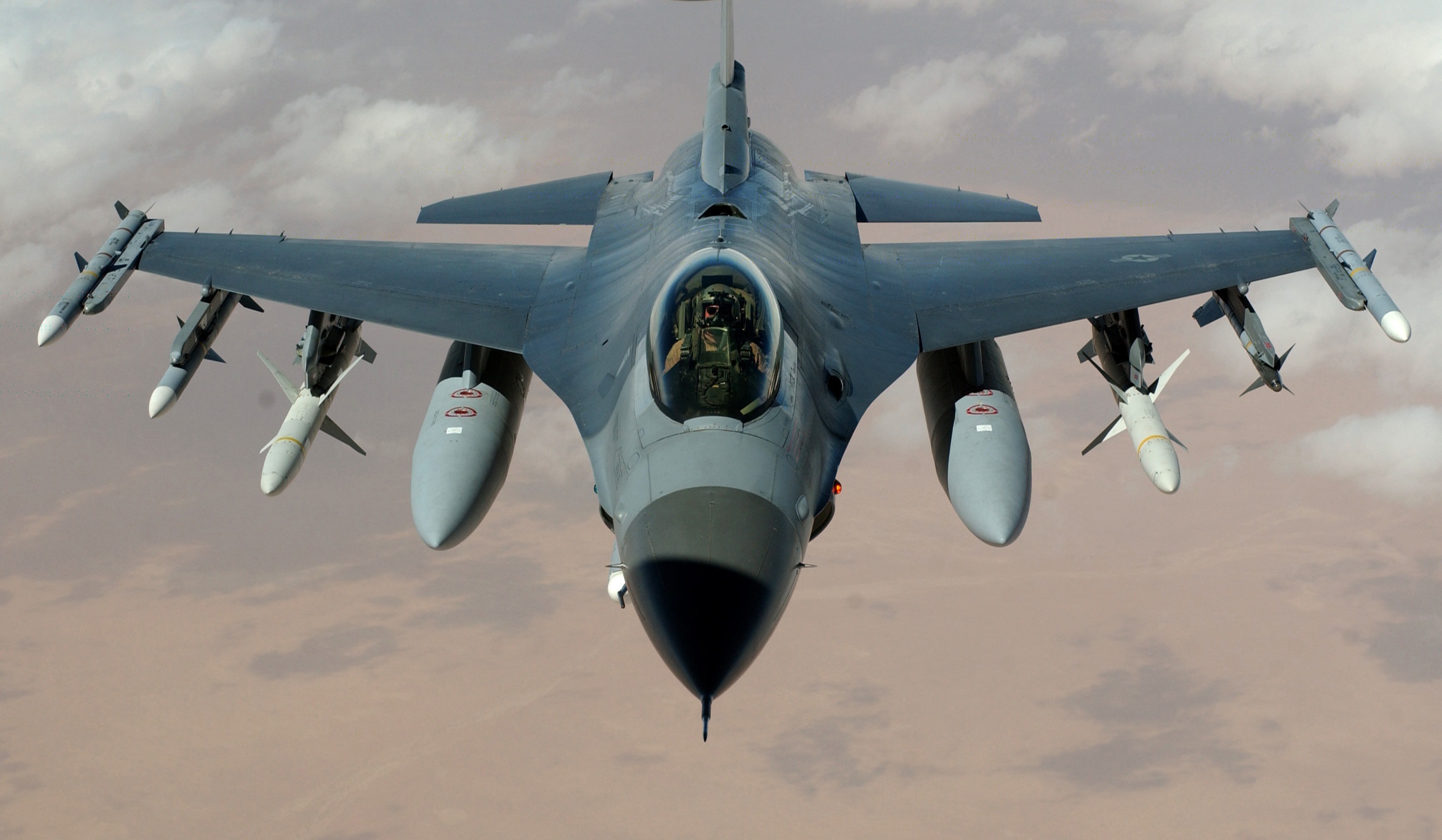 Here Comes the F-16V (Thanks to F-22 and F-35 DNA) | The National Interest