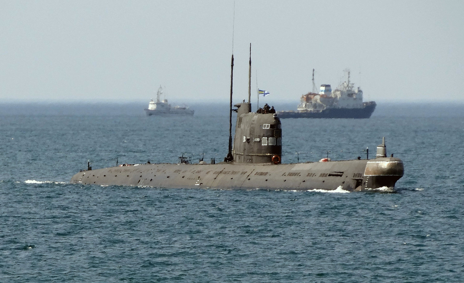 Russia's Foxtrot-Class: The Submarine That Nearly Started World War III ...