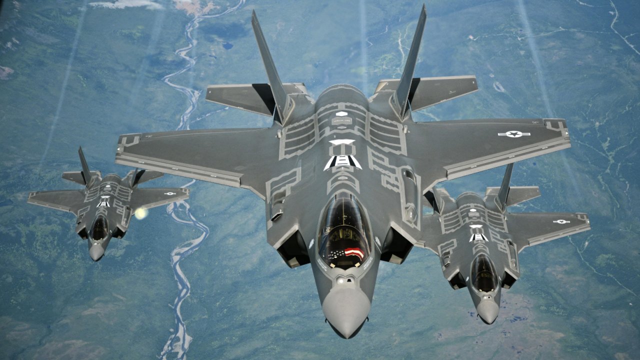 Could the F-35 Smash Through Chinese and Russian Air Defenses?