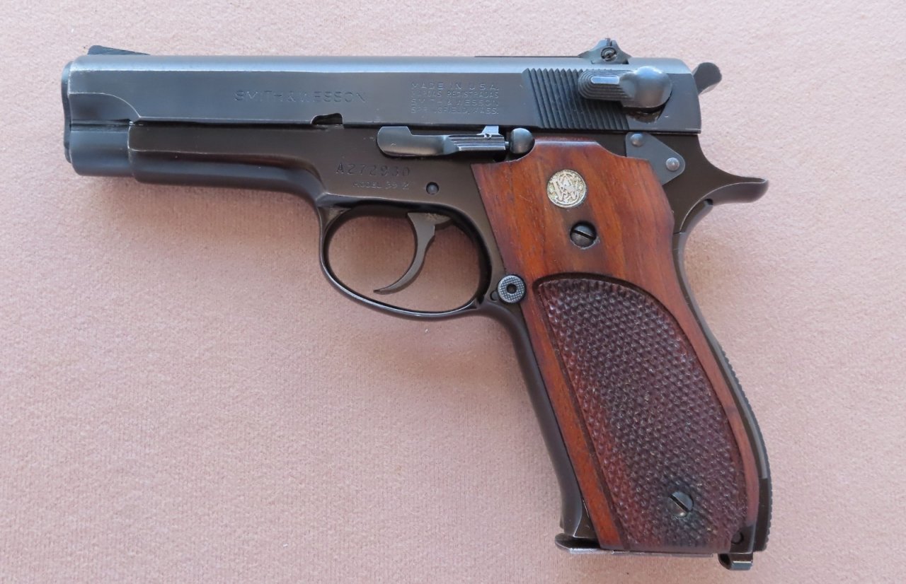 Smith Wessons Model 39 Gun Just Wont Go Away For A