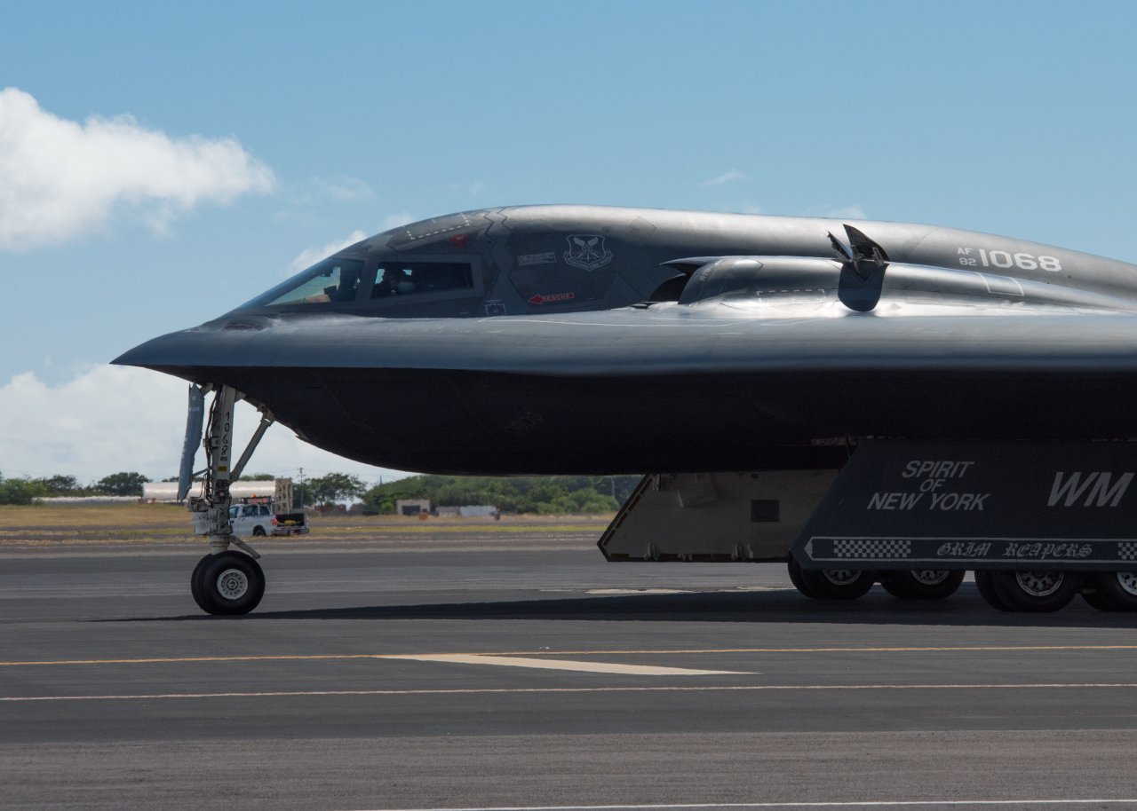 That Time A U.S. B-2 Stealth Bomber Dropped Weapons On A Chinese ...