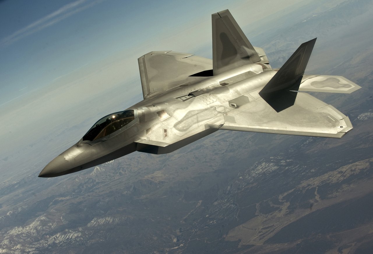 20 Years Of The Mighty F-22 Raptor Stealth Fighter | The National Interest