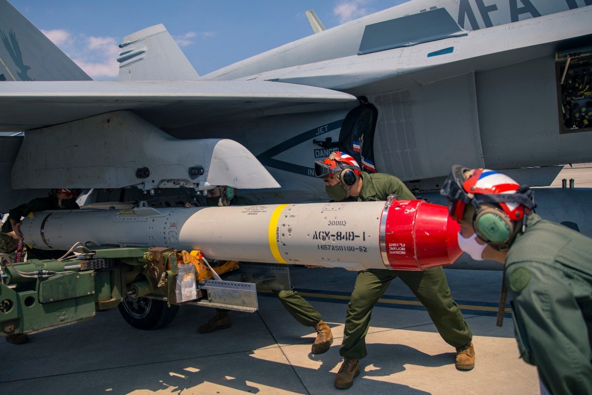 Lots Of Missiles: The Marine Corps Has A New Strategy To Beat China ...