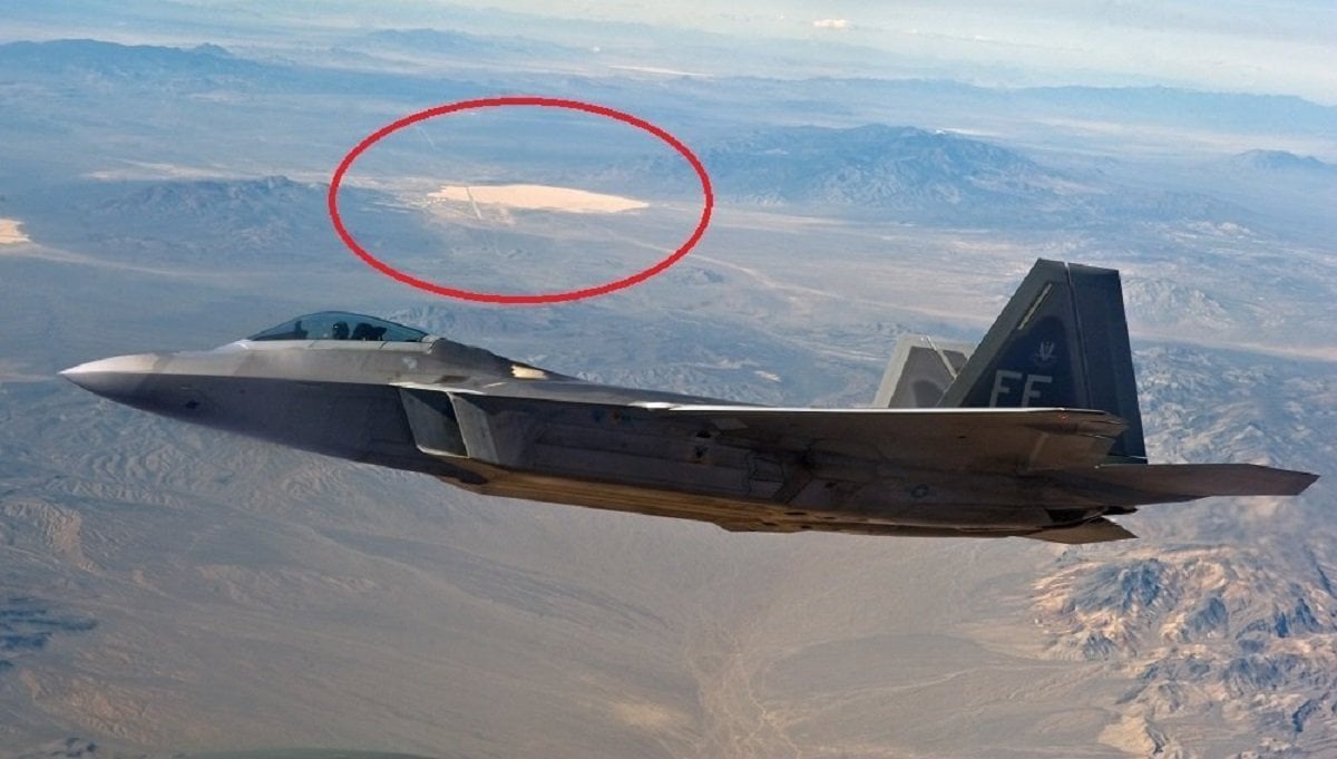 F-22-Area-51.jpg