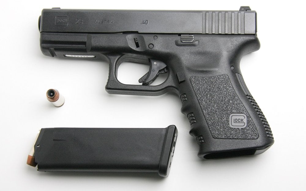 Why the FBI and Police Prefer the Glock 23 to the Glock 19