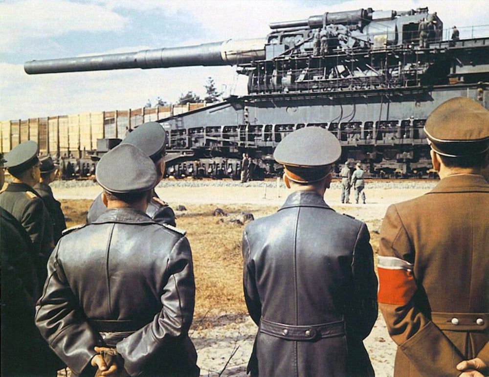 Heavy Gustav Railway Gun WW2 3846 Pieces 3 Soldiers