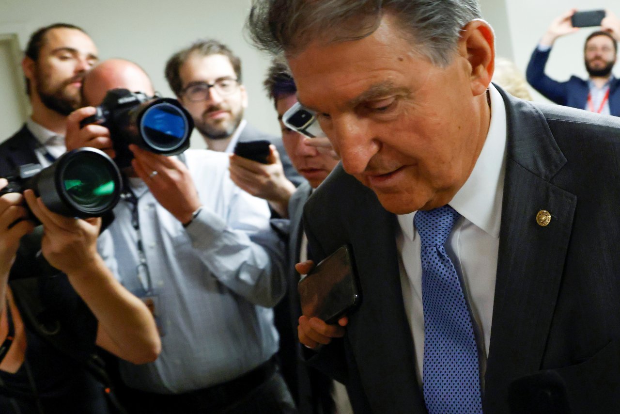 Joe Manchin Dooms Biden’s Build Back Better Bill | The National Interest