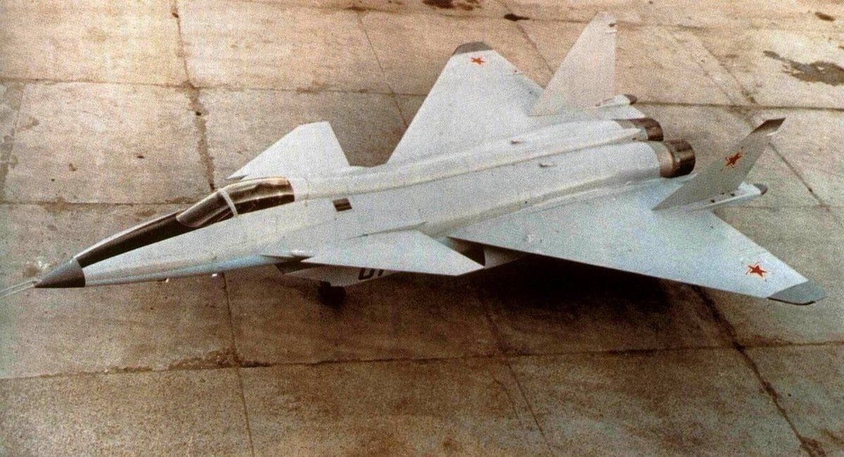 MiG 1.44: Russia Tried To Build Their Own F-22 Raptor Stealth Fighter
