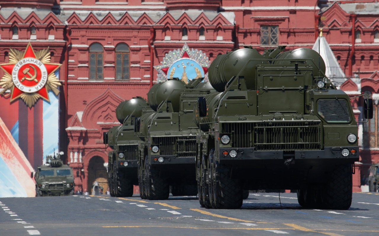 Belarus Wants Russia's S-400 Missile Defense System But Not The Bill ...