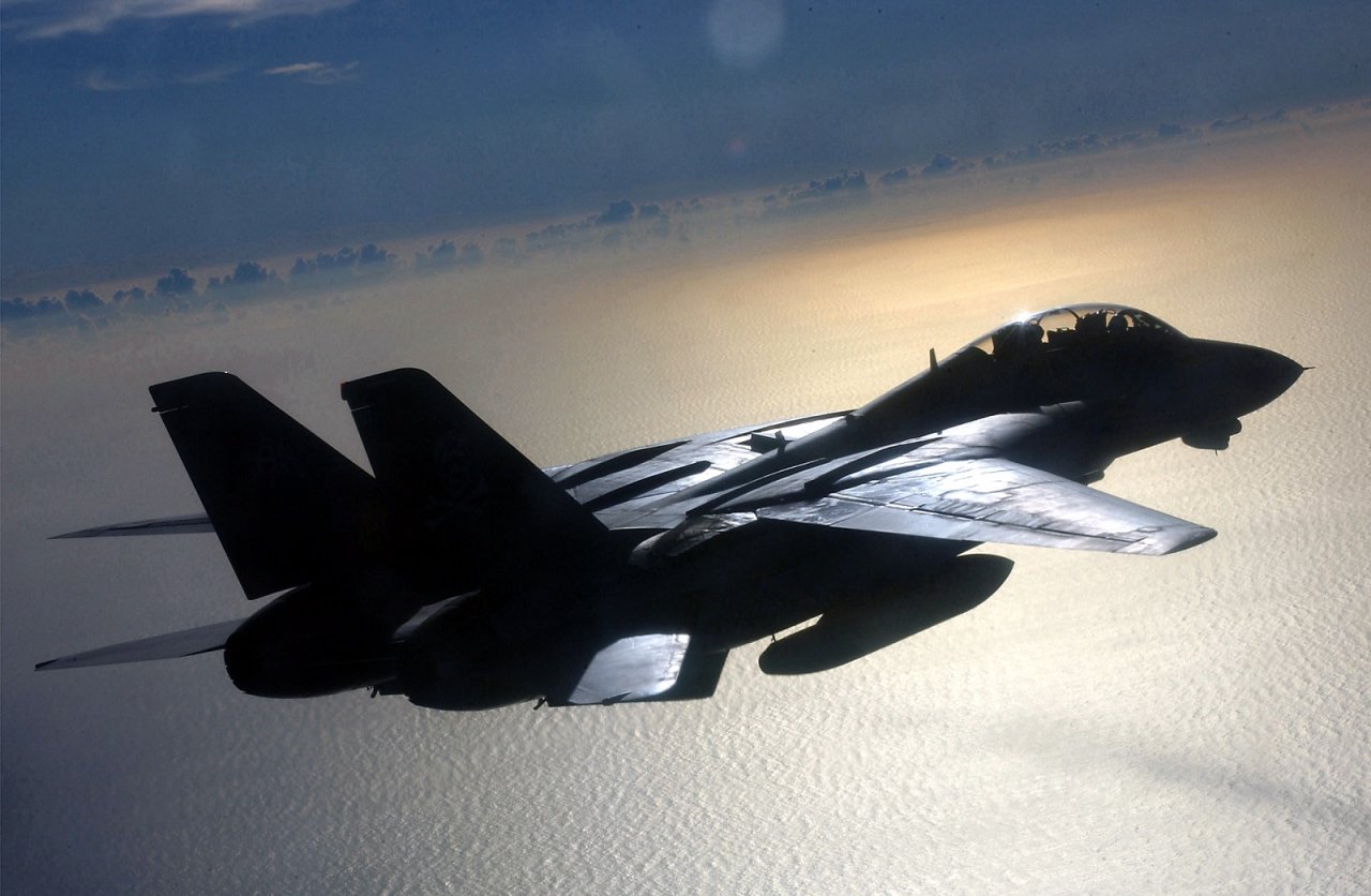 KIII 3 News - DID YOU KNOW? Maverick's F-14 Tomcat featured in the original  Top Gun film is on display at USS Lexington! More:  https://www.kiiitv.com/article/entertainment/original-top-gun-jet-is-on-display-at-uss-lexington/503-c91041f8-cc4a-4176-99db  ...