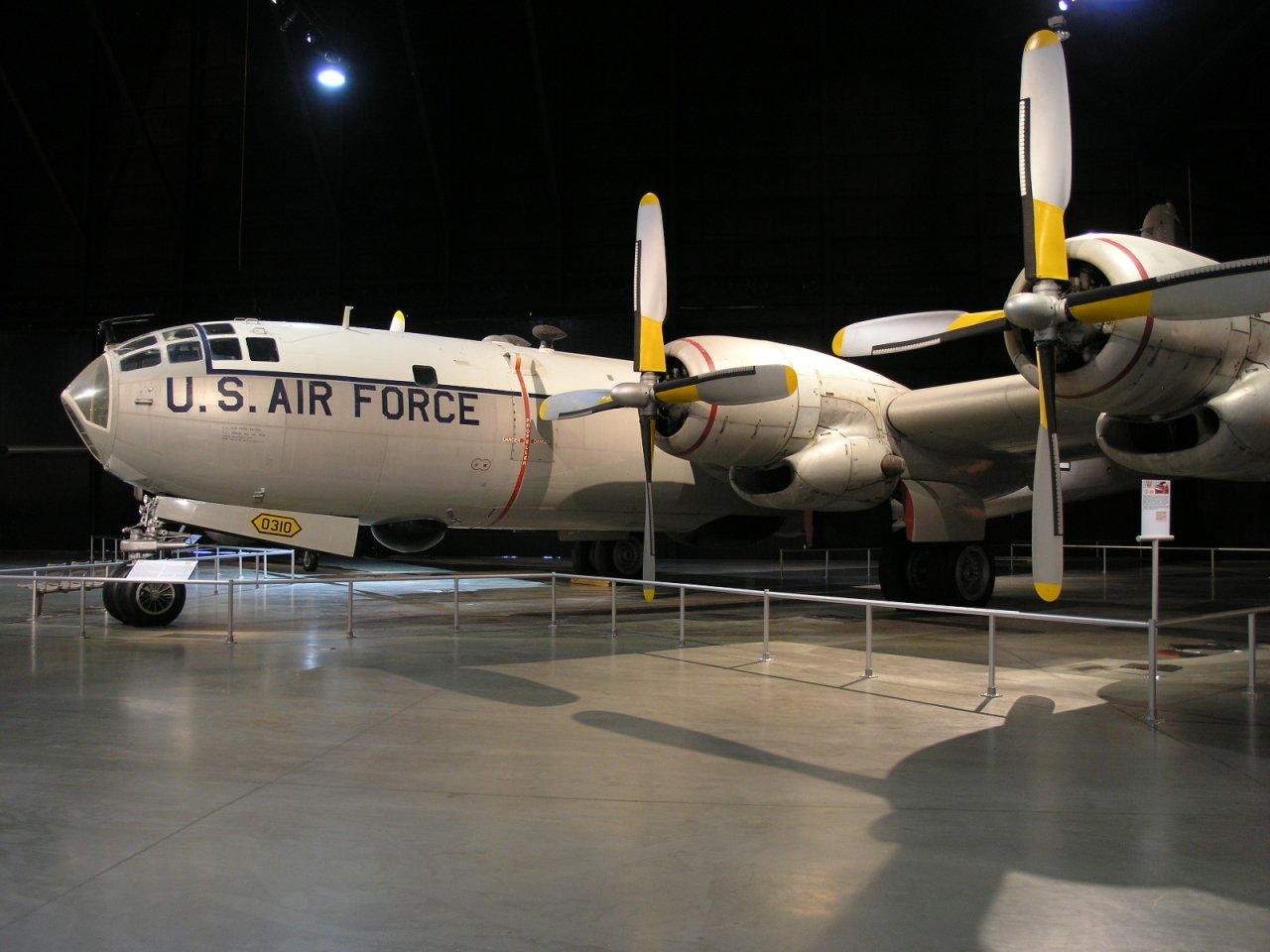 The Amazing B-50 Superfortress Bomber: The First Plane To Fly Around ...