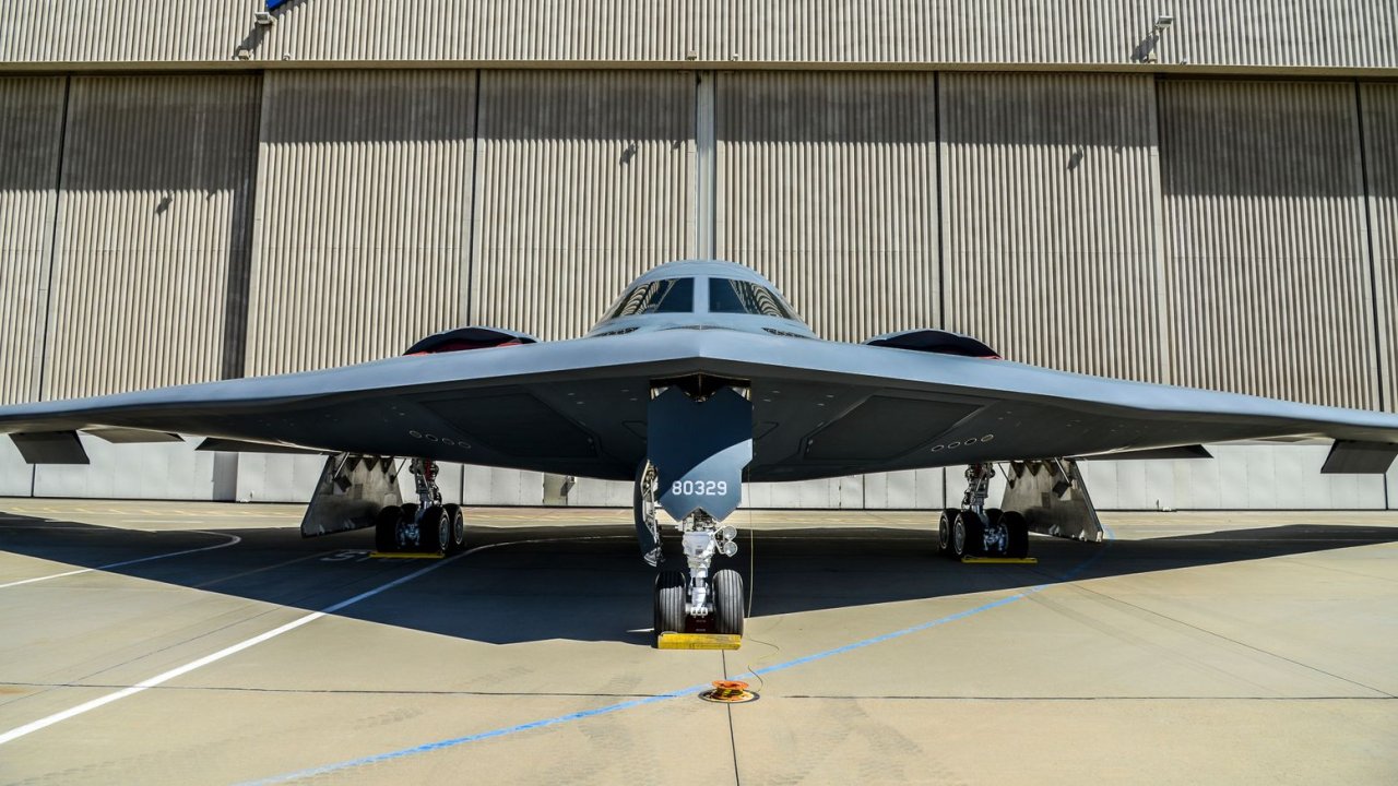 B-2 Spirit Vs B-21 Raider: What's Changed?