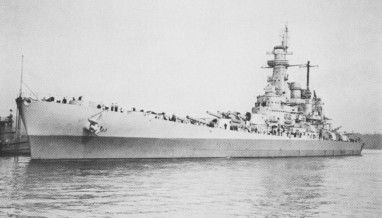 How a U.S. Navy Battleship Blasted Its Way Into History (At Point Blank ...