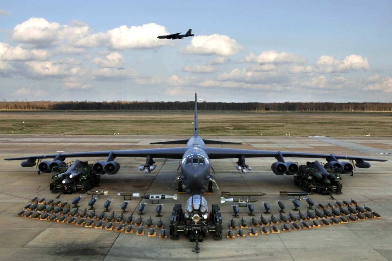 B-52s As Missile Carriers: U.S. Air Force Completed Latest Test Of ...