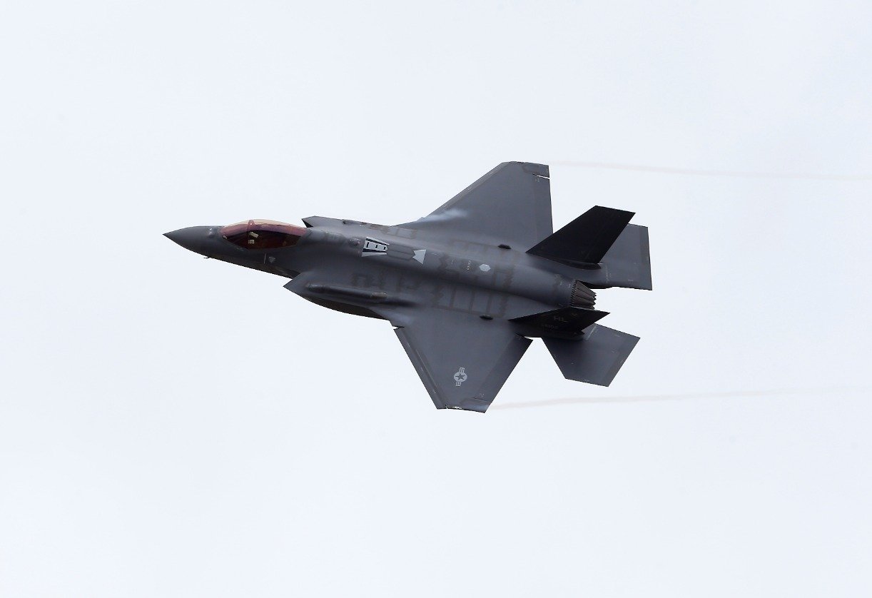 F 35a And F 35b Stealth Fighters What Is The Difference The